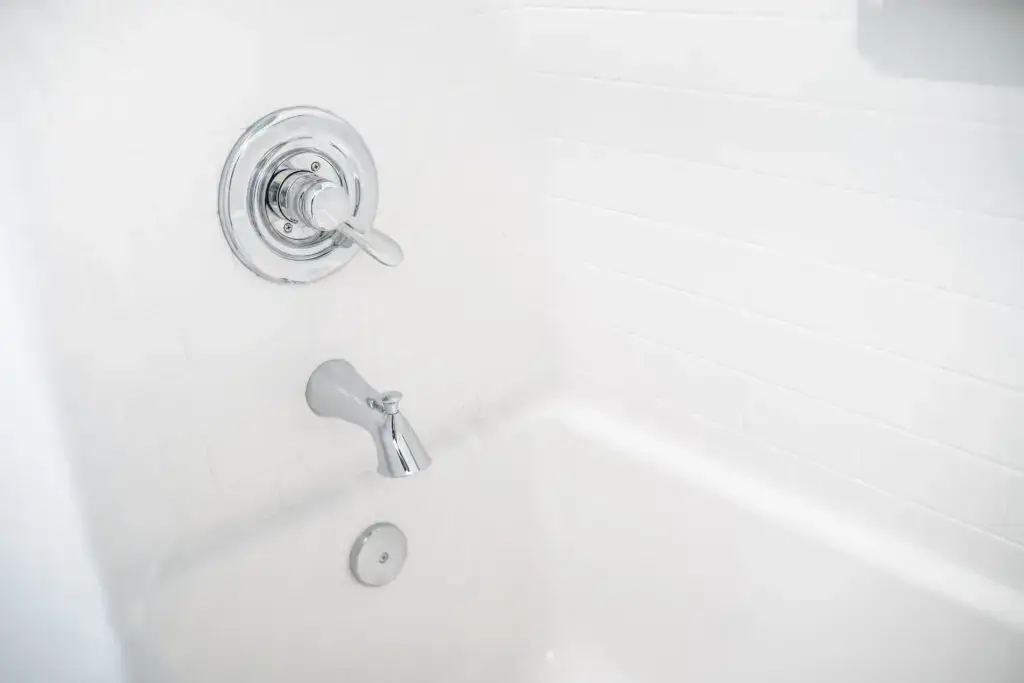 White bathtub in bathroom done by Expo Home Improvement